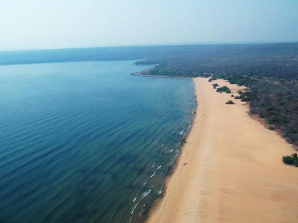 Một góc hồ Tanganyika